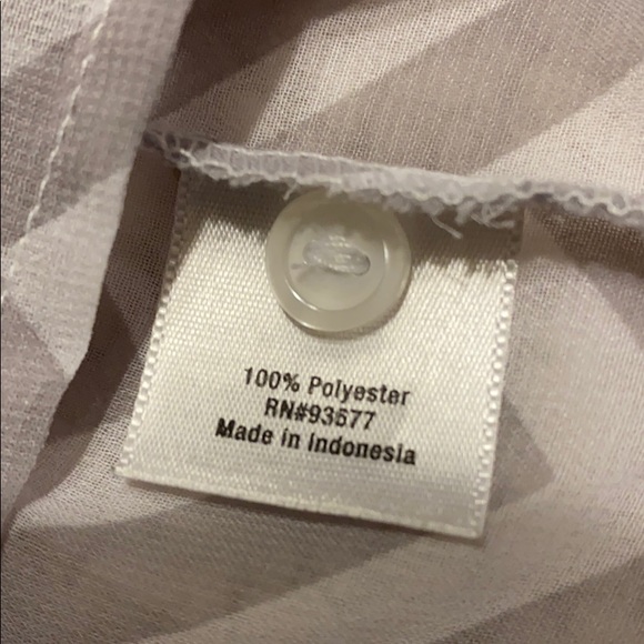 a.n.a Sheer Blouse size Large - Picture 6 of 9